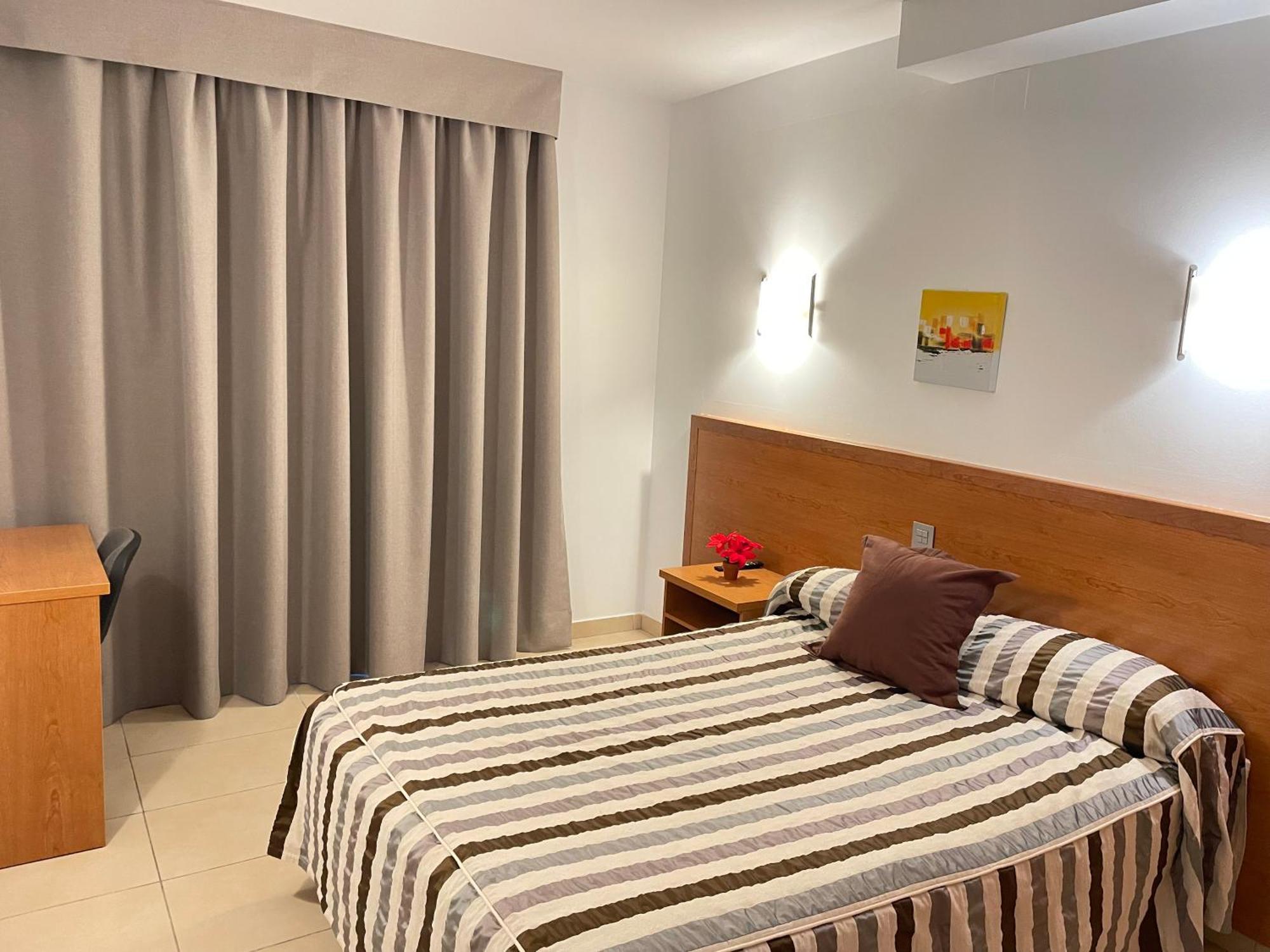 Hotel Avenida Morella Екстериор снимка
